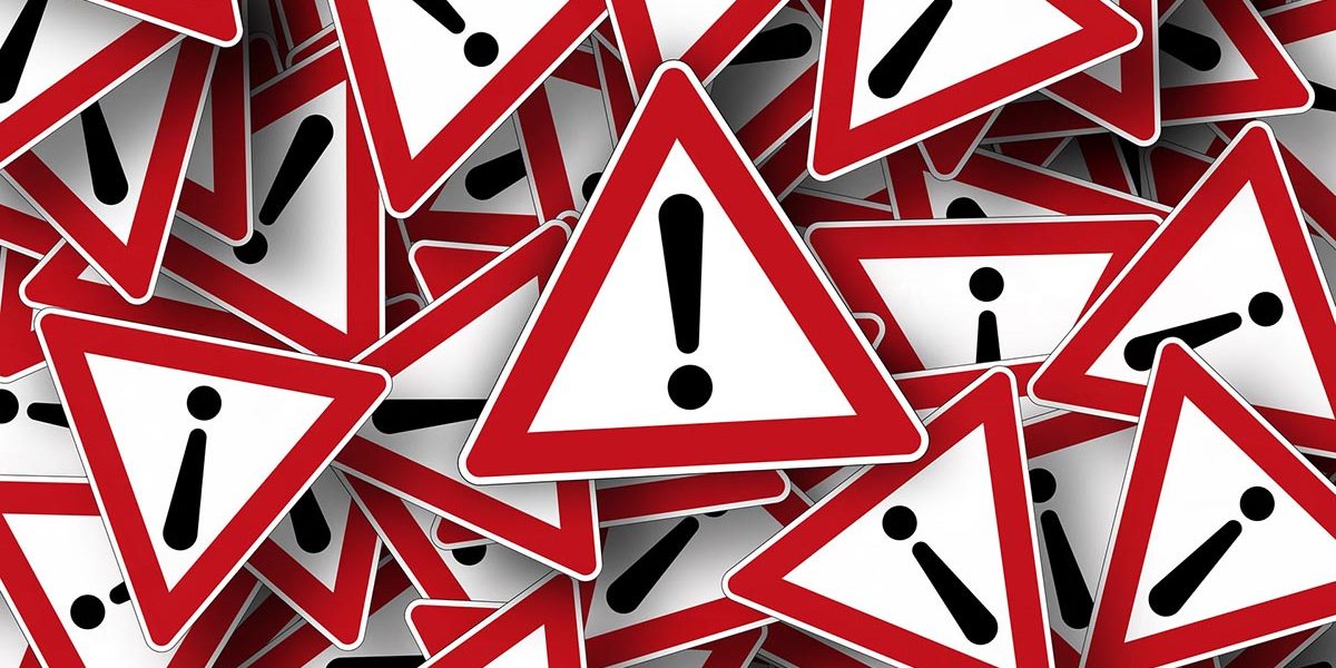 road-sign-663368_1920